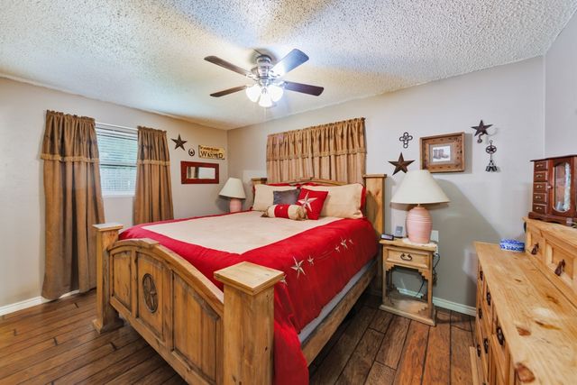 251 Alicia Street, Bowie, TX 76230