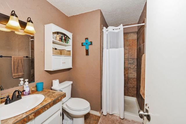 251 Alicia Street, Bowie, TX 76230