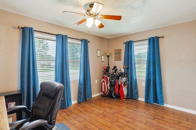 251 Alicia Street, Bowie, TX 76230