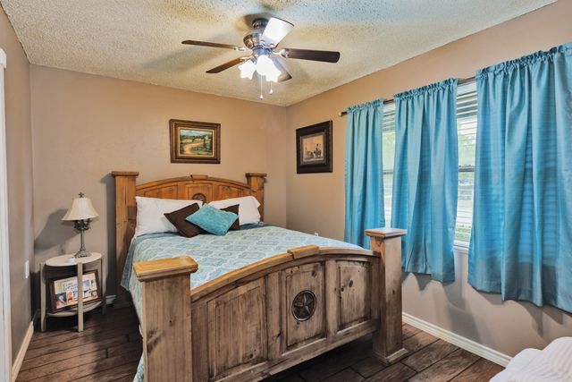 251 Alicia Street, Bowie, TX 76230