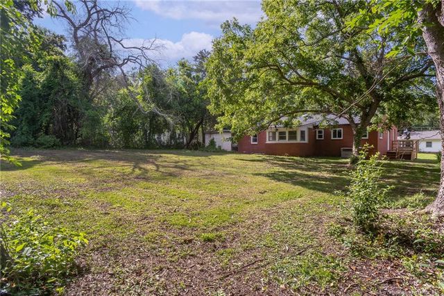 116 BROOKWOOD Avenue, Fayetteville, NC 28301
