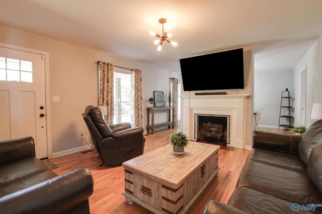 807 13th Avenue, Decatur, AL 35601