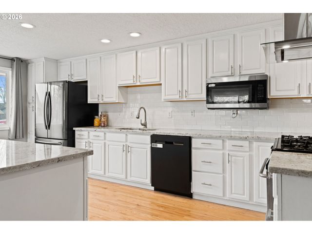 13399 NOBEL Rd, Oregon City, OR 97045