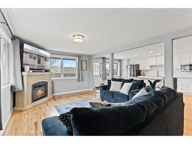 13399 NOBEL Rd, Oregon City, OR 97045