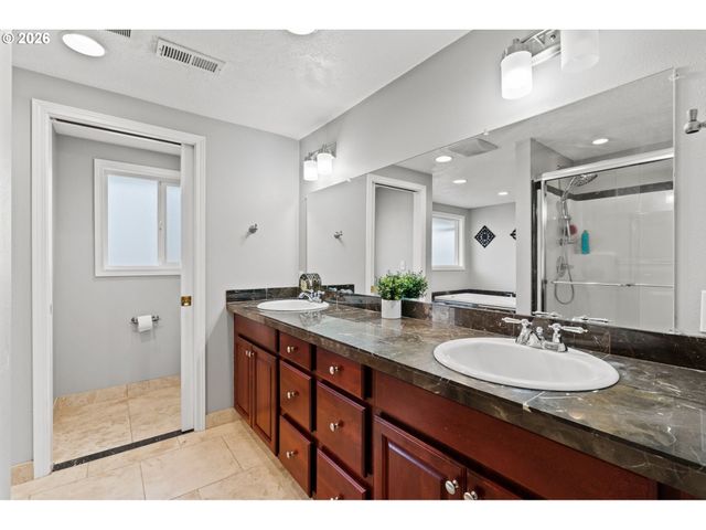 13399 NOBEL Rd, Oregon City, OR 97045