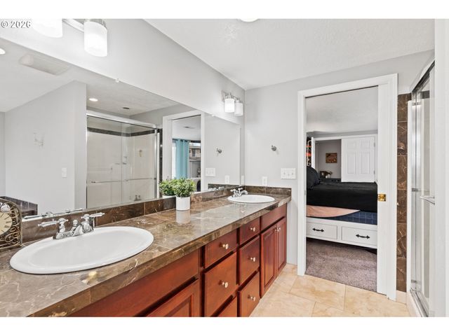 13399 NOBEL Rd, Oregon City, OR 97045