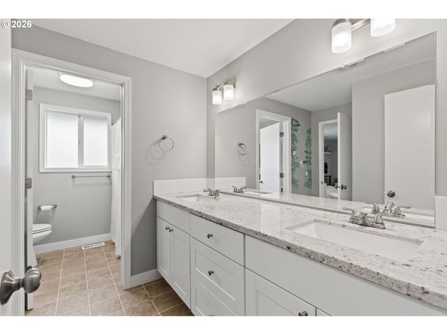 13399 NOBEL Rd, Oregon City, OR 97045