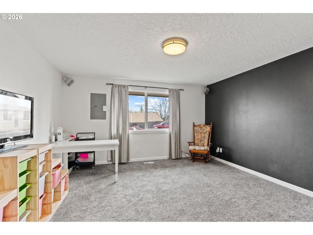 13399 NOBEL Rd, Oregon City, OR 97045