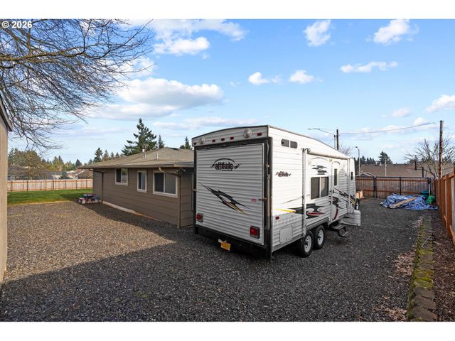 13399 NOBEL Rd, Oregon City, OR 97045