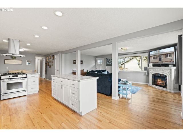 13399 NOBEL Rd, Oregon City, OR 97045