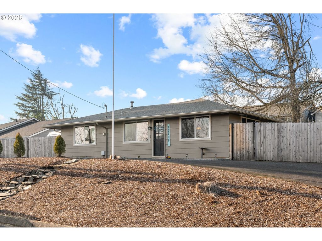 13399 NOBEL Rd, Oregon City, OR 97045