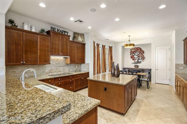 7272 Jematell Lane, Scottsdale, AZ 85266