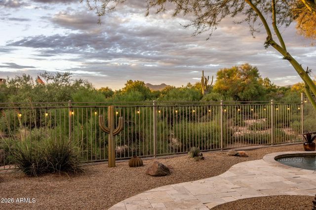 7272 Jematell Lane, Scottsdale, AZ 85266