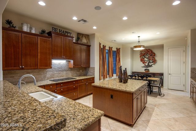 7272 Jematell Lane, Scottsdale, AZ 85266