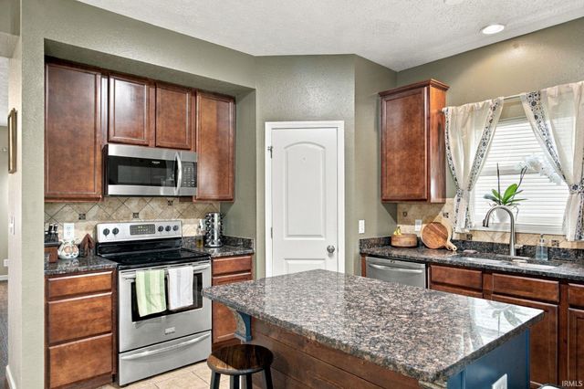 2941 Morallion Drive, West Lafayette, IN 47906