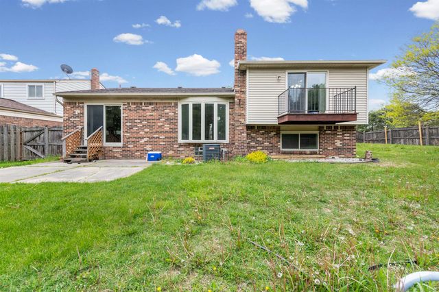 38982 Sutton Dr Drive, Sterling Heights, MI 48310