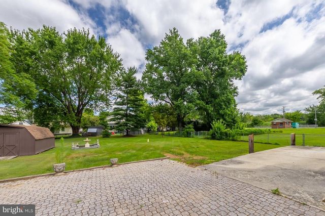 6 SUNSET AVE, Pennsville, NJ 08070