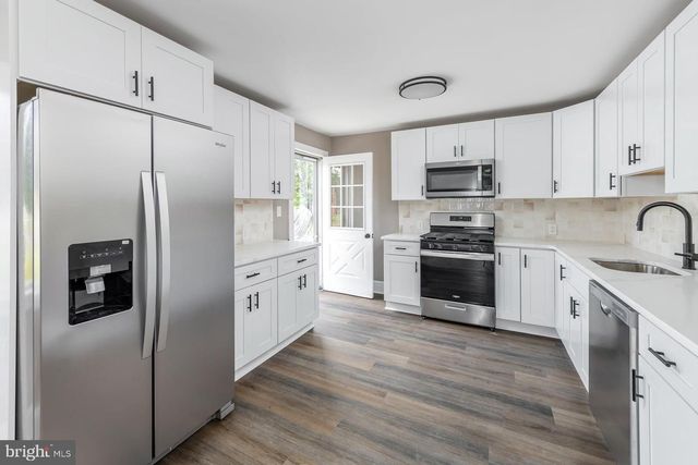 6 SUNSET AVE, Pennsville, NJ 08070