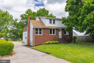 6 SUNSET AVE, Pennsville, NJ 08070