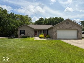 7019 Bloomfield Drive E, Indianapolis, IN 46259