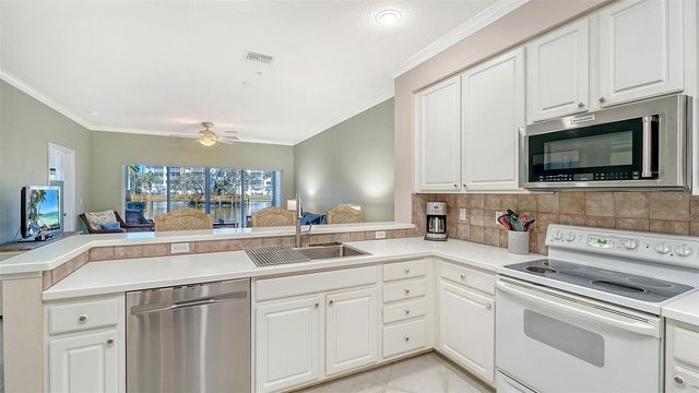 291 HIDDEN BAY DRIVE 102, Osprey, FL 34229
