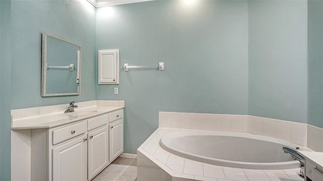 291 HIDDEN BAY DRIVE 102, Osprey, FL 34229