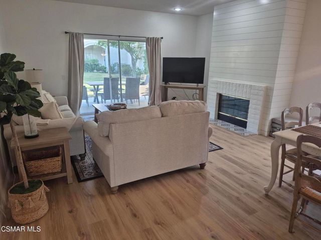 642 Vista Lago Circle N, Palm Desert, CA 92211