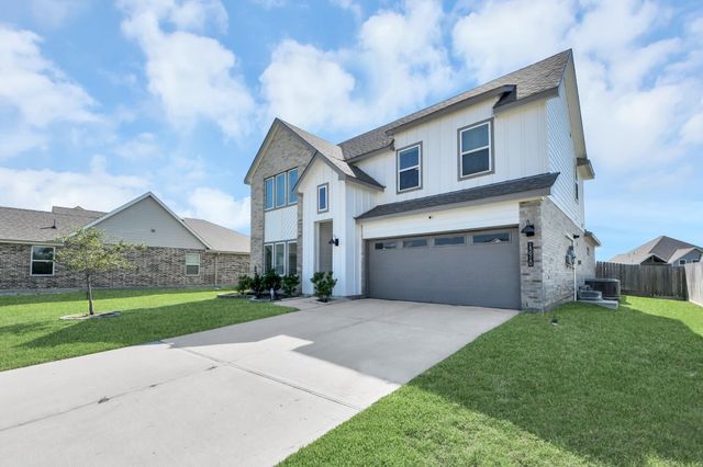 13910 Red River Drive, Baytown, TX 77523