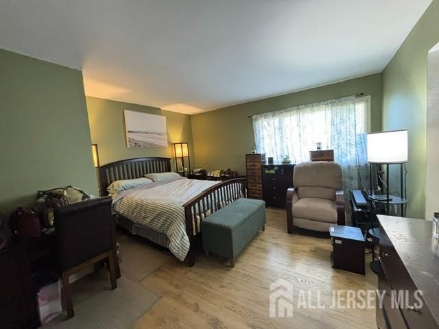 9 Quincy Circle S, South Brunswick, NJ 08810