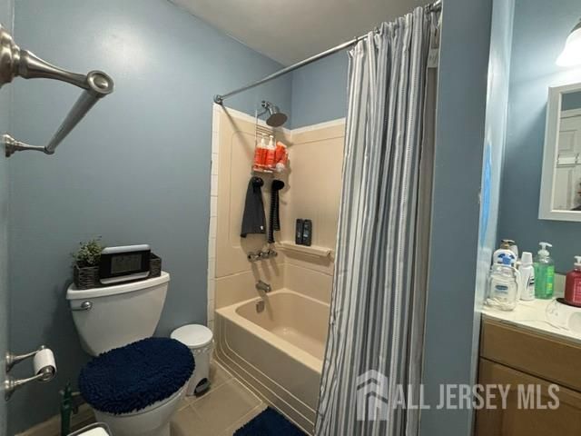9 Quincy Circle S, South Brunswick, NJ 08810