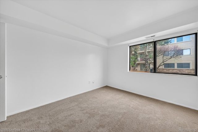 3815 Lone Pine Road, West Bloomfield Charter Township, MI 48323