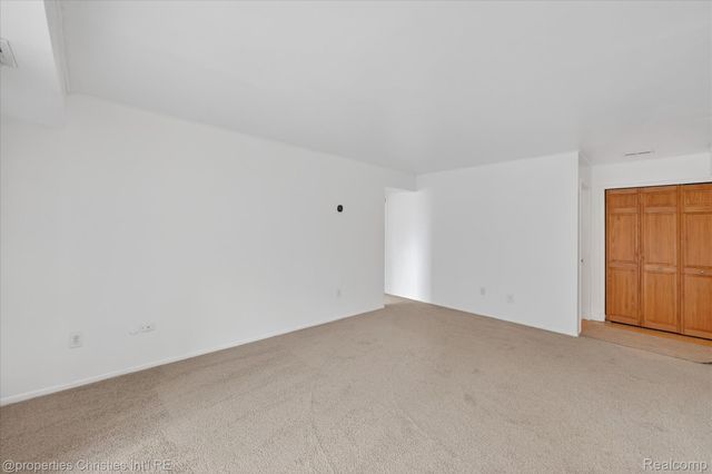 3815 Lone Pine Road, West Bloomfield Charter Township, MI 48323