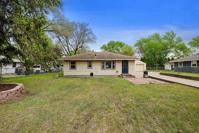 11581 Kumquat Street NW, Coon Rapids, MN 55448