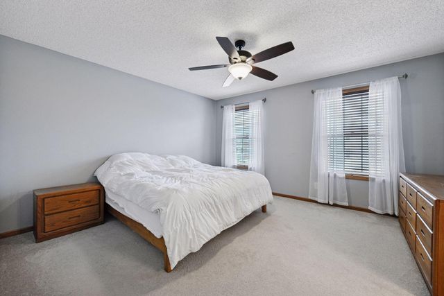 1976 Clover Ridge Drive, Chaska, MN 55318