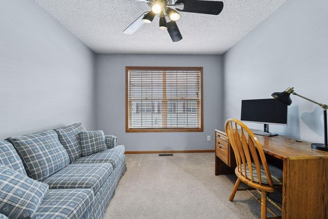 1976 Clover Ridge Drive, Chaska, MN 55318