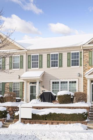 1976 Clover Ridge Drive, Chaska, MN 55318