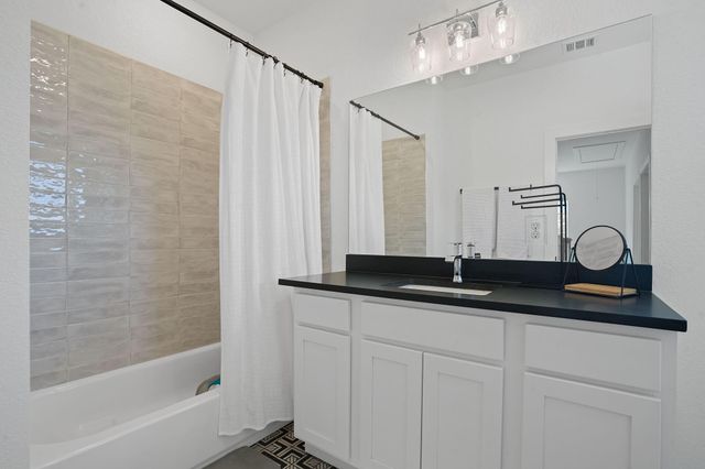 5806 Sutherlin RD, Austin, TX 78723