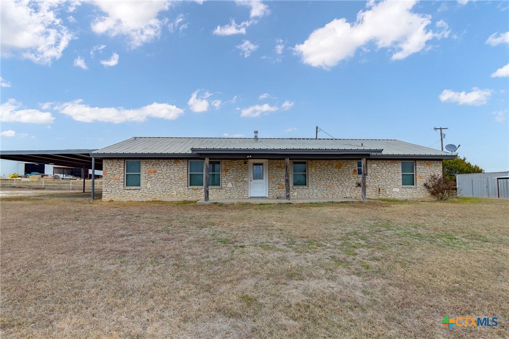 325 Branson Lane, Gatesville, TX 76528