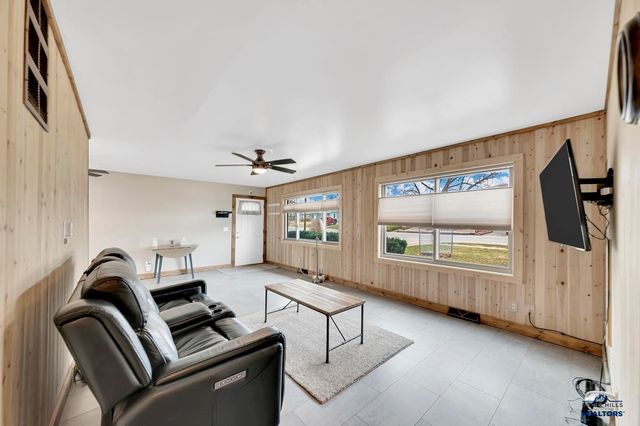 501 ROBBINS DR, Rapid City, SD 57701