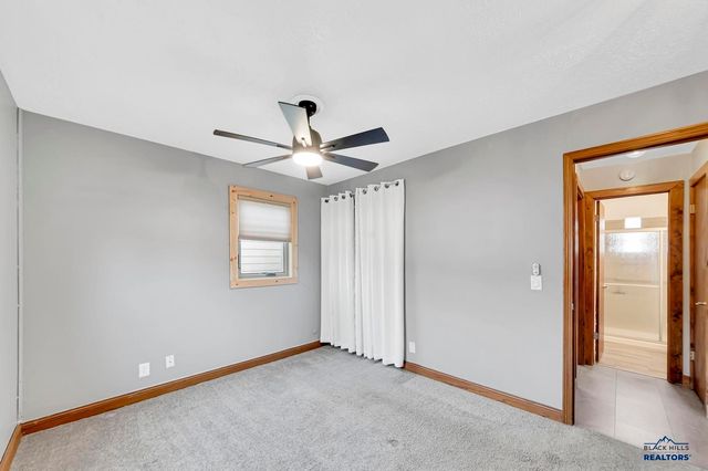 501 ROBBINS DR, Rapid City, SD 57701