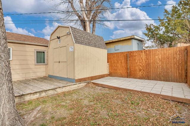 501 ROBBINS DR, Rapid City, SD 57701