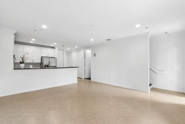 1359 Vía De Pepi, Boynton Beach, FL 33426