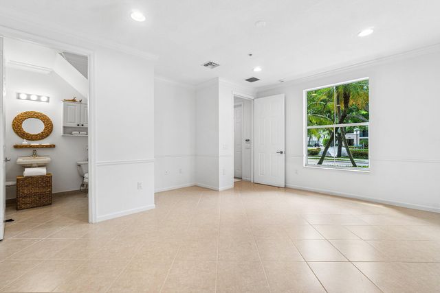 1359 Vía De Pepi, Boynton Beach, FL 33426