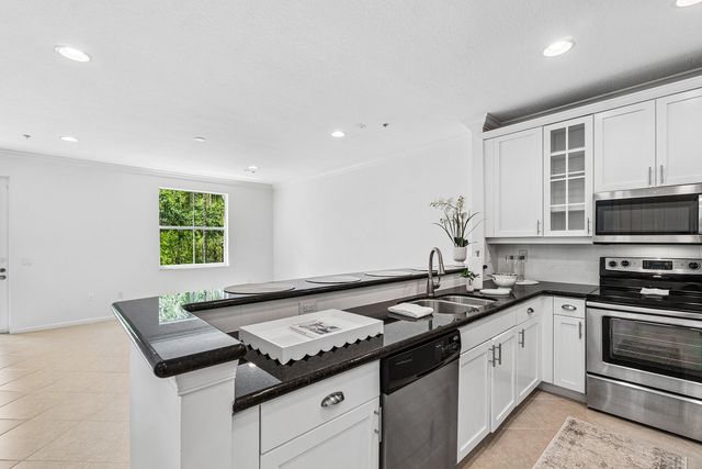 1359 Vía De Pepi, Boynton Beach, FL 33426