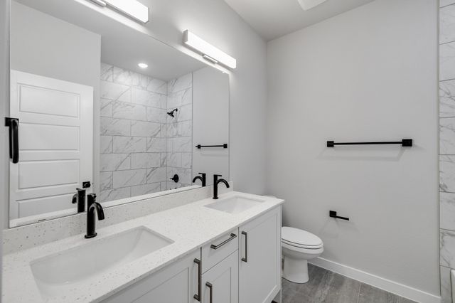4028 Clovis Street, Midlothian, TX 76065