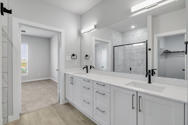 4028 Clovis Street, Midlothian, TX 76065