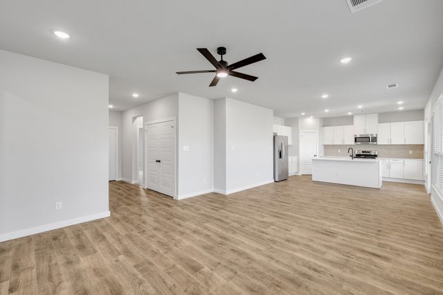 4028 Clovis Street, Midlothian, TX 76065