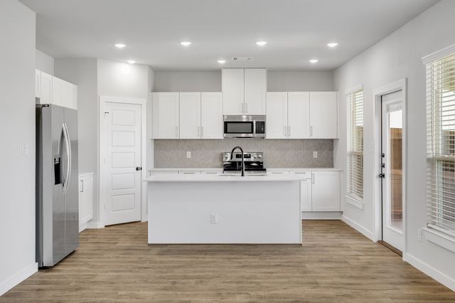 4028 Clovis Street, Midlothian, TX 76065