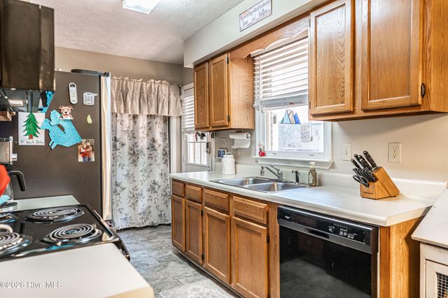 120 Amber Way, Rockingham, NC 28379