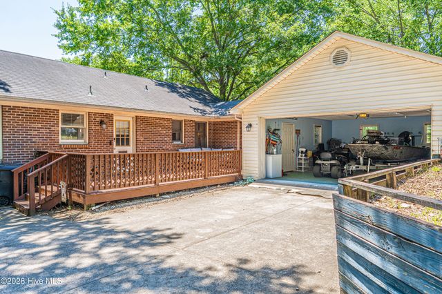 120 Amber Way, Rockingham, NC 28379
